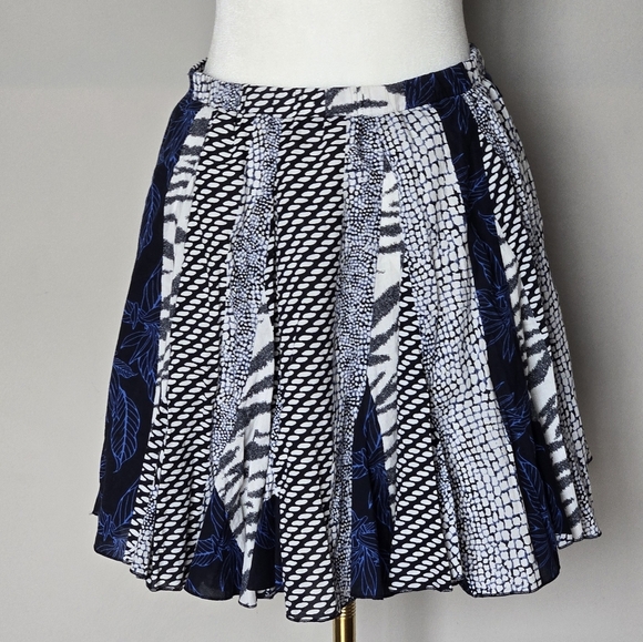 Banana Republic Boho Multi-Print Patchwork Preppy Navy Mini Skirt - Picture 13 of 13